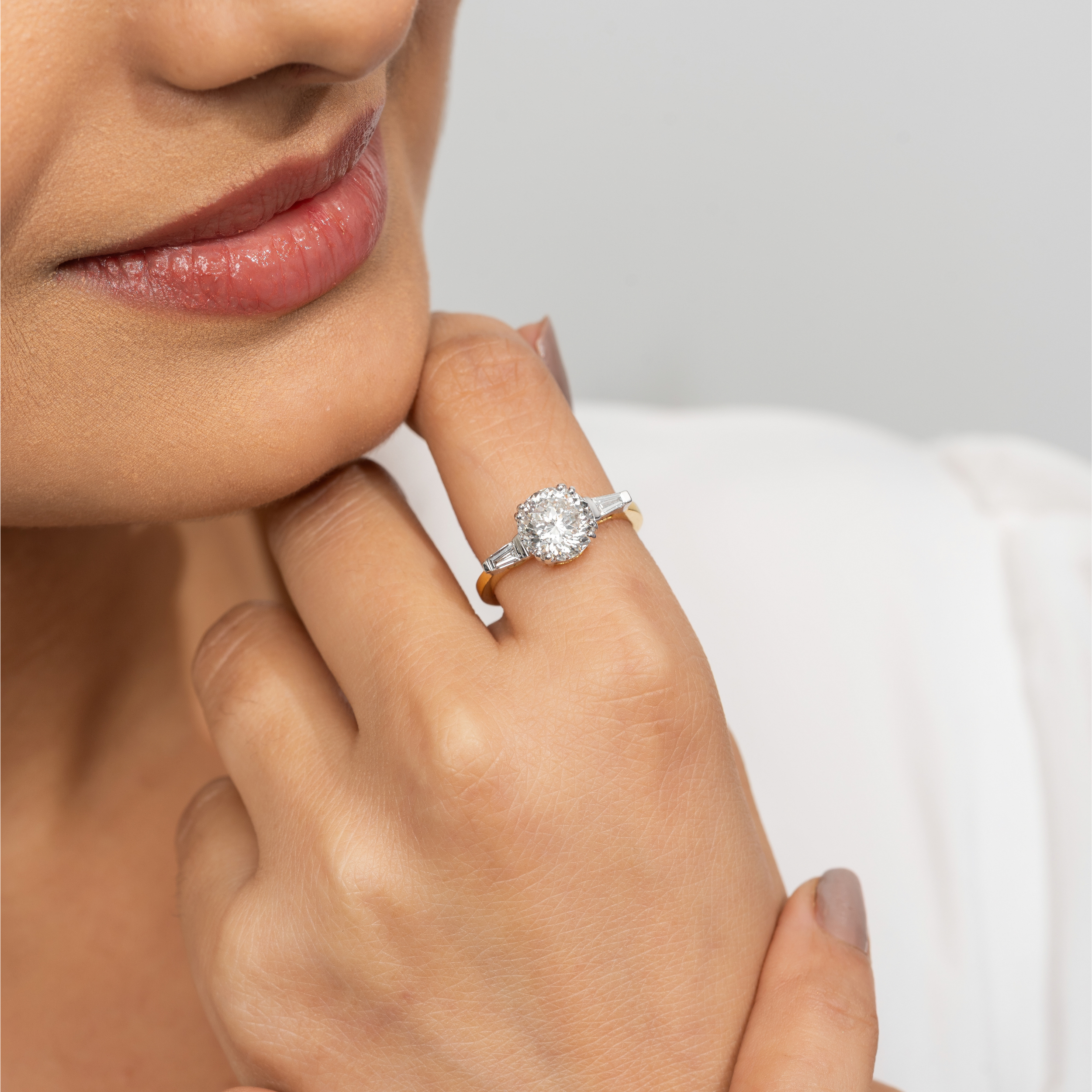 Hugging Portugese Ring