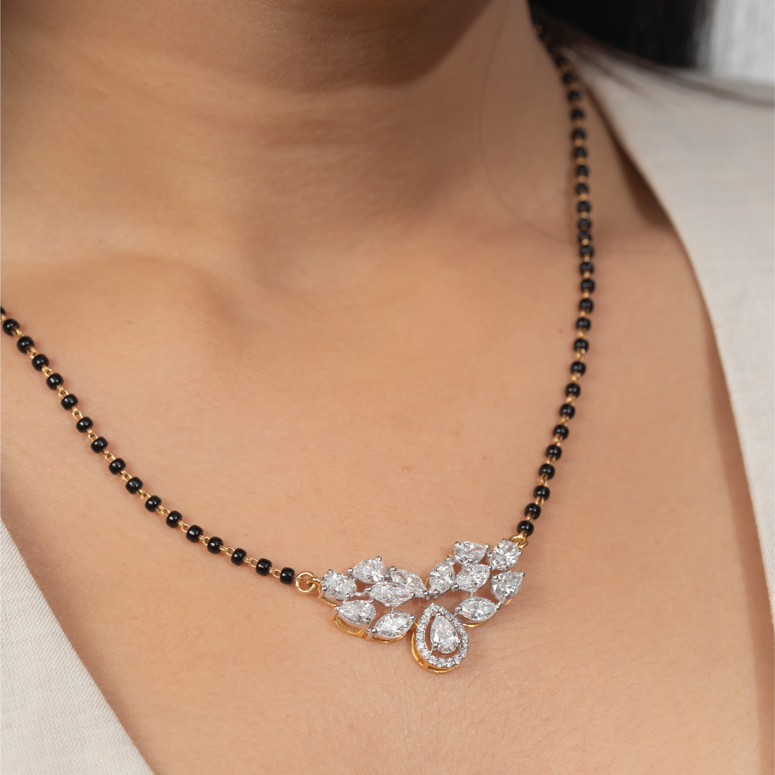 Leaf Cluster Diamond Mangalsutra