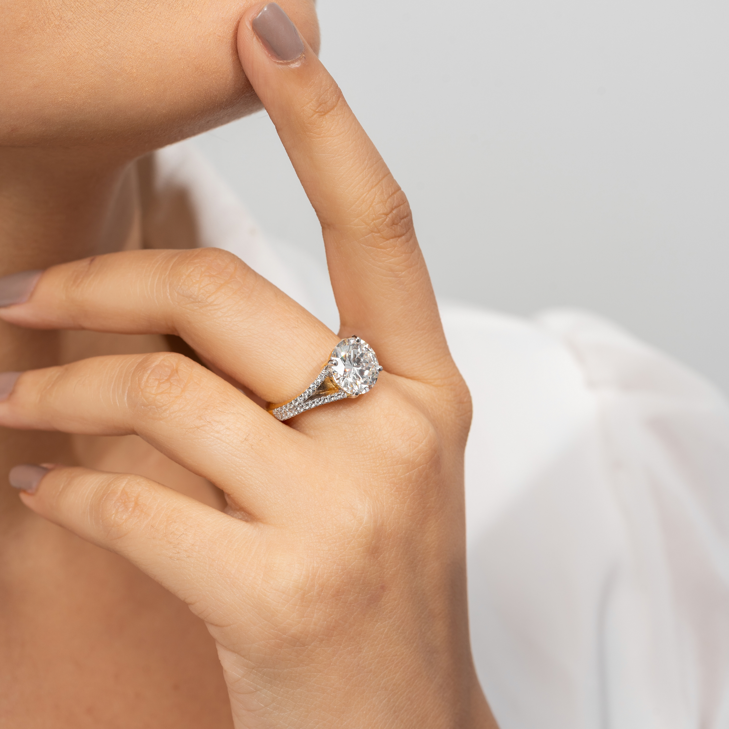 Open Solitaire Round Ring