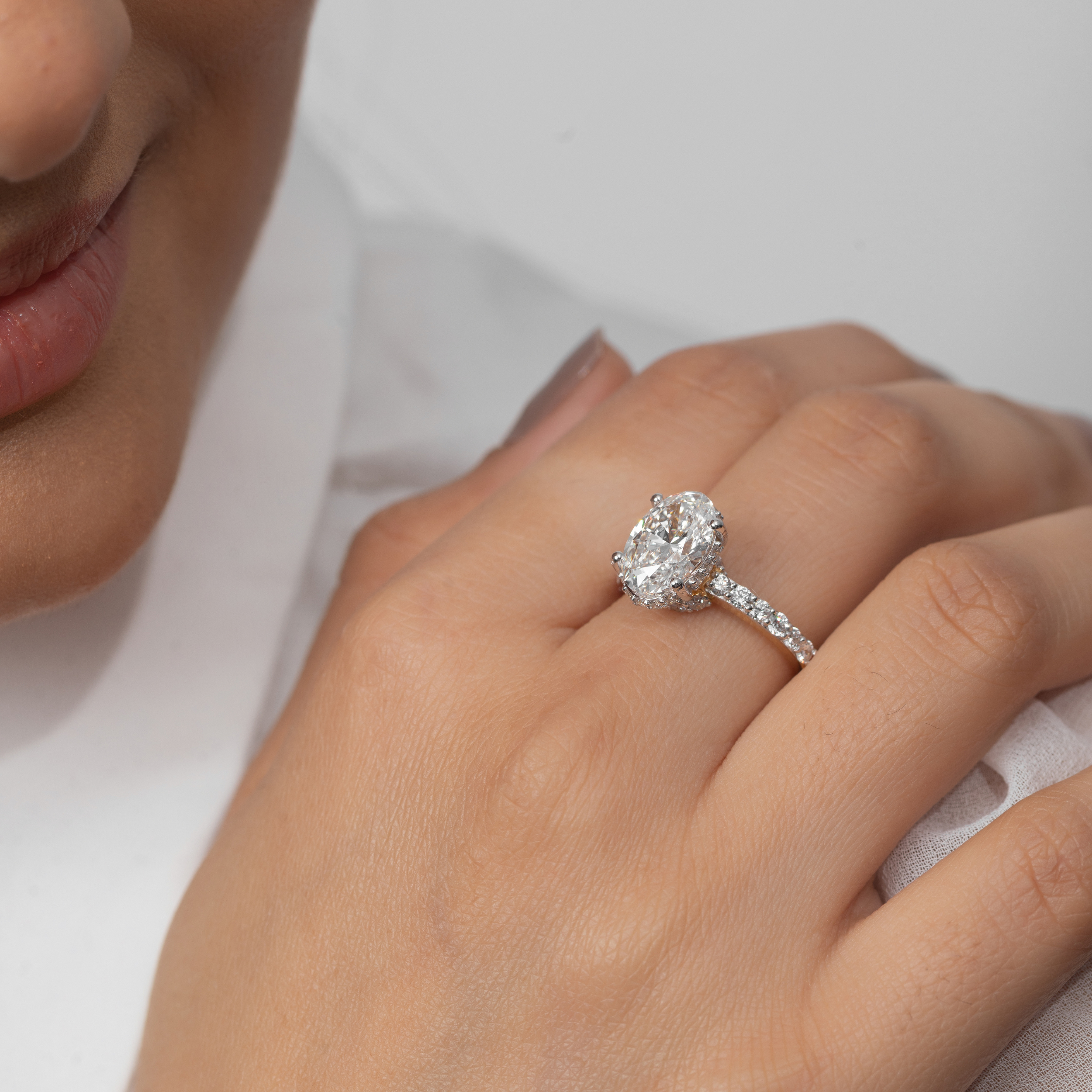 Solitaire Pave Classic Ring